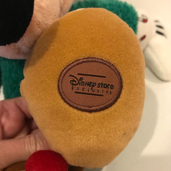 Disney Store Exclusive Mickey and Minnie Mouse Christmas Plush - Picture 11 of 11